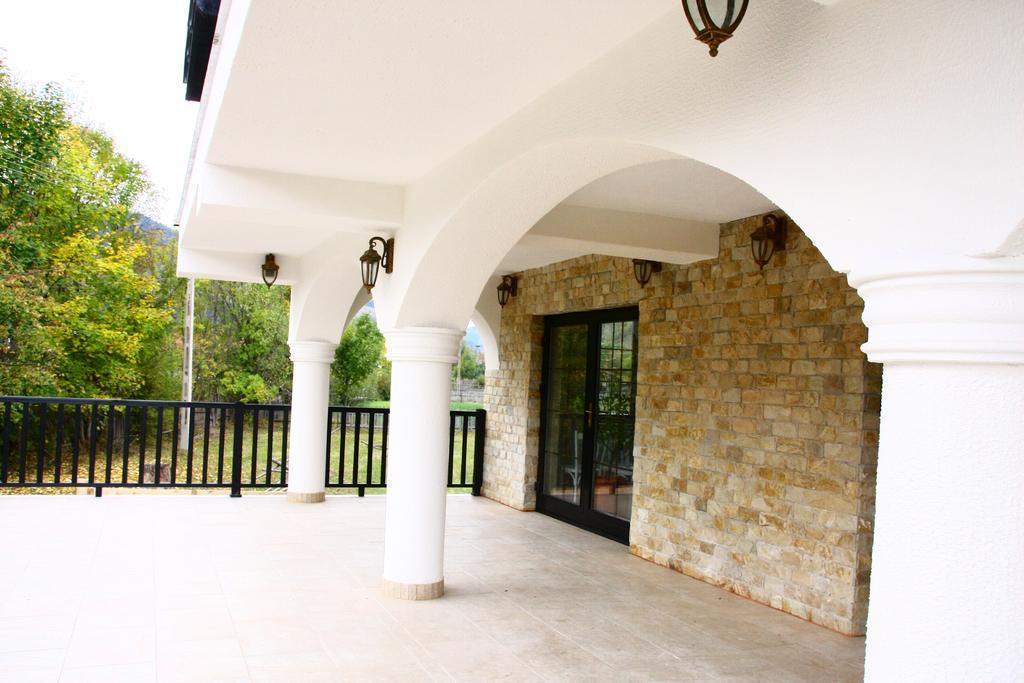 Villa Luisenthal Conac Fundu Moldovei Exterior foto